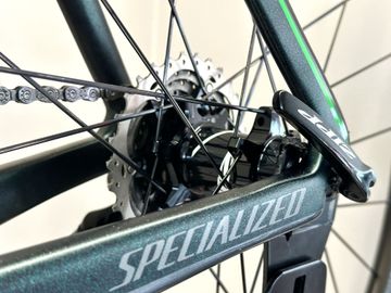 Used Specialized S-Works Venge Cavendish Green Jersey 2013 Road & Gravel, Green — image 11 of 17