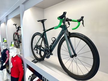 Used Specialized S-Works Venge Cavendish Green Jersey 2013 Road & Gravel, Green — image 2 of 17
