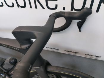 Used Trek Madone SLR 7 Gen 8 2025 2025 Road & Gravel, Black — image 6 of 14