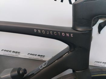 Used Trek Madone SLR 7 Gen 8 2025 2025 Road & Gravel, Black — image 3 of 14