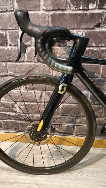 Tweedehands Scott Addict RC 20 2020 2020 Road & Gravel — afbeelding 6 van 6