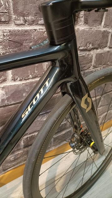 Used Scott Addict RC 20 2020 2020 Road & Gravel, Black — image 5 of 6