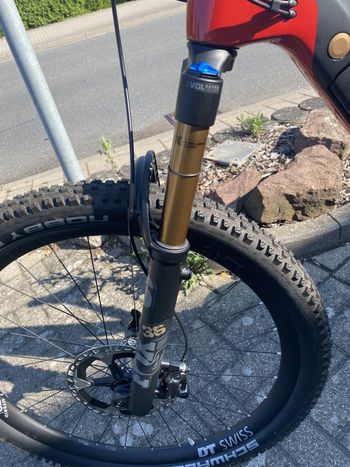 Used Rotwild RX 375 Ultra 2022 Mountainbike, Rot — image 3 of 4