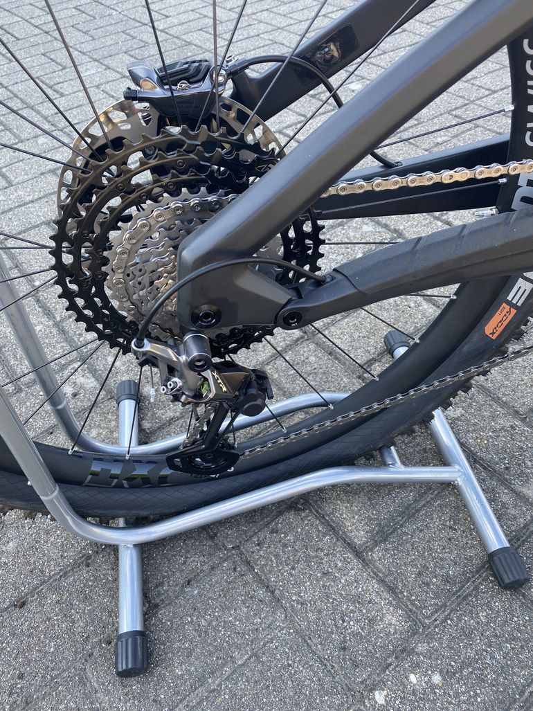 Used Rotwild RX 375 Ultra 2022 Mountainbike, Rot — image 2 of 4