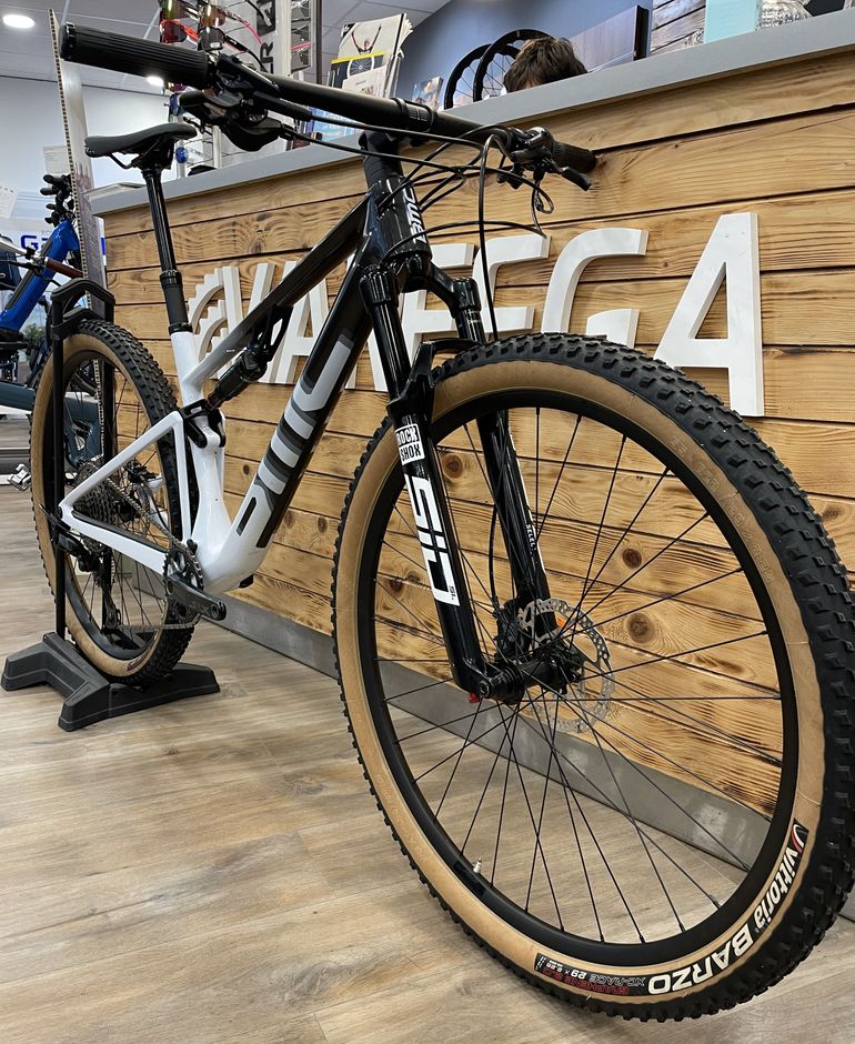 Used BMC Fourstroke THREE 2023 2023 Mountainbike, Black, 29 — image 3 of 4