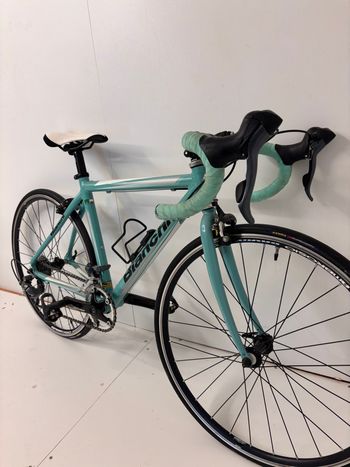 Tweedehands Bianchi Bici da corsa 24’ 2017 Road & Gravel — afbeelding 2 van 4