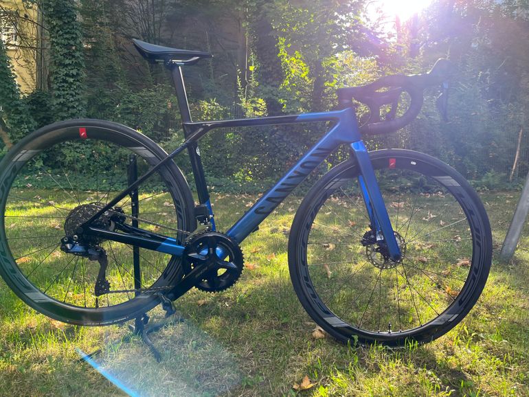 Used Canyon Canyon Ultimate CF SL7 Di2 2023 Road & Gravel, Blue — image 4 of 70