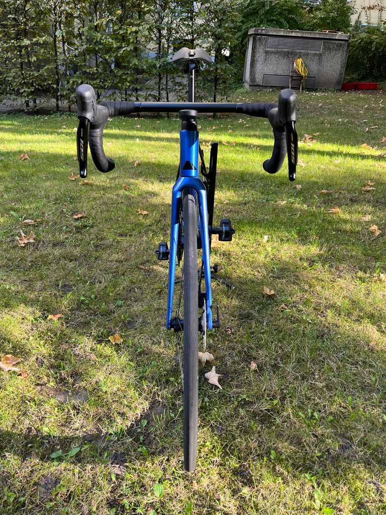Used Canyon Canyon Ultimate CF SL7 Di2 2023 Road & Gravel, Blue — image 2 of 70