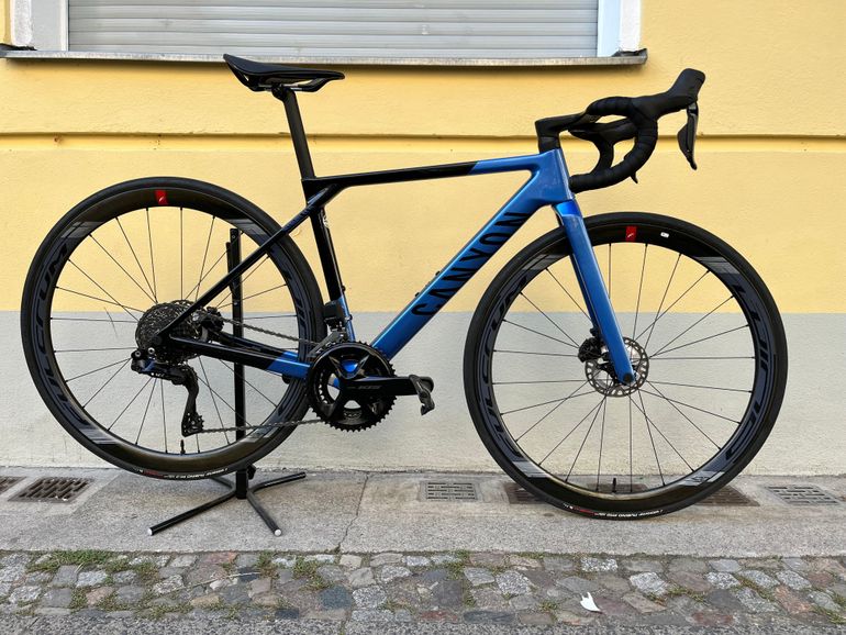 Used Canyon Canyon Ultimate CF SL7 Di2 2023 Road & Gravel, Blue — image 65 of 70