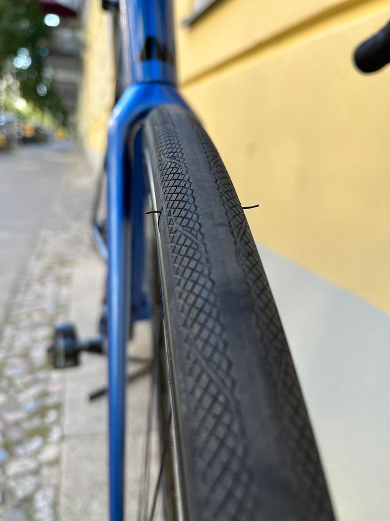 Used Canyon Canyon Ultimate CF SL7 Di2 2023 Road & Gravel, Blue — image 36 of 70