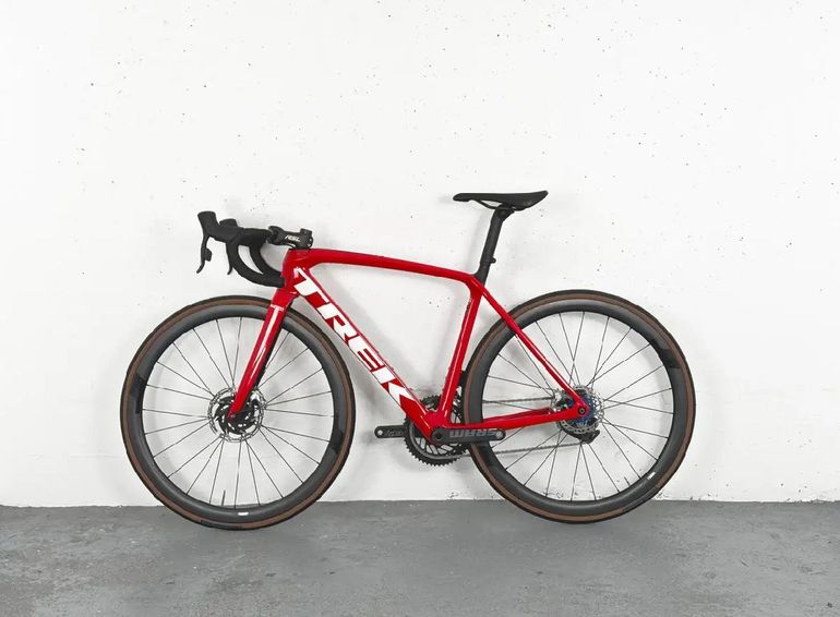 Trek Émonda SLR 9 eTap 2023 2023 Road & Gravel usato, Rosso — immagine 3 di 5