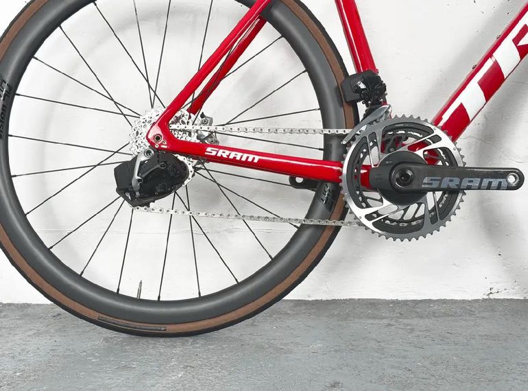 Trek Émonda SLR 9 eTap 2023 2023 Road & Gravel usato, Rosso — immagine 4 di 5