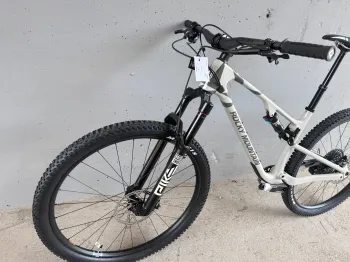 Used Rocky Mountain Element C50 Sram 2024 2024 Mountainbike, White, 27.5, 29 — image 7 of 7