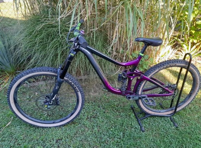 Used Giant Giant reign sx 2020 Mountainbike — image 1 of 11