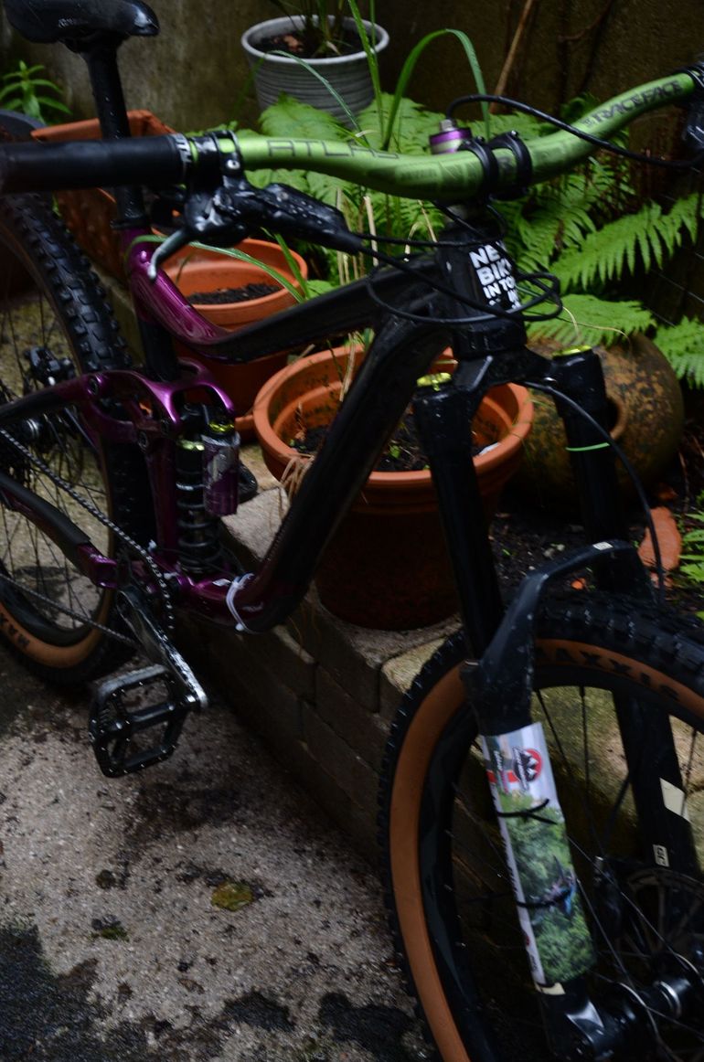 Used Giant Giant reign sx 2020 Mountainbike — image 4 of 11