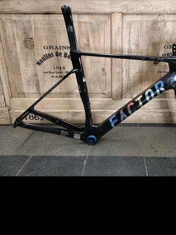 Used Factor Ostro VAM 2.0 Frameset 2024 Road & Gravel, Black — image 3 of 3