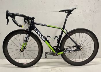 Used Canyon Movistar Team Canyon Ultimate CF SLX 9.0 SL Aero 2014 Road & Gravel, Black — image 2 of 12