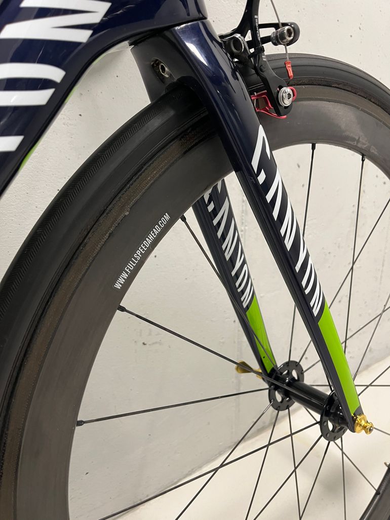 Used Canyon Movistar Team Canyon Ultimate CF SLX 9.0 SL Aero 2014 Road & Gravel, Black — image 11 of 12