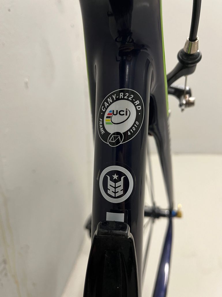 Used Canyon Movistar Team Canyon Ultimate CF SLX 9.0 SL Aero 2014 Road & Gravel, Black — image 4 of 12