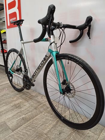 Used Bottecchia 8avio Revolution 2022 Road & Gravel, Light Gray — image 6 of 9