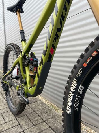 Brugt Pivot SWITCHBLADE Ride SLX/XT 2023 2023 Mountainbike — billede 4 af 13