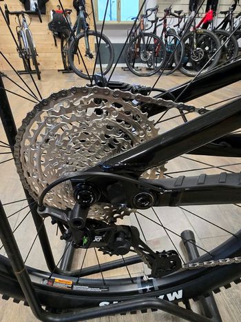 Cannondale Habit LT 2 2024 2024 Mountainbike usato, Nero — immagine 3 di 9