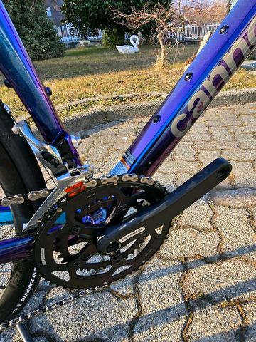 Cannondale CAAD13 Disc Tiagra 2024 2024 Road & Gravel usato, Viola — immagine 3 di 12