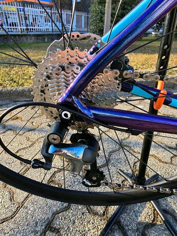 Cannondale CAAD13 Disc Tiagra 2024 2024 Road & Gravel usato, Viola — immagine 4 di 12