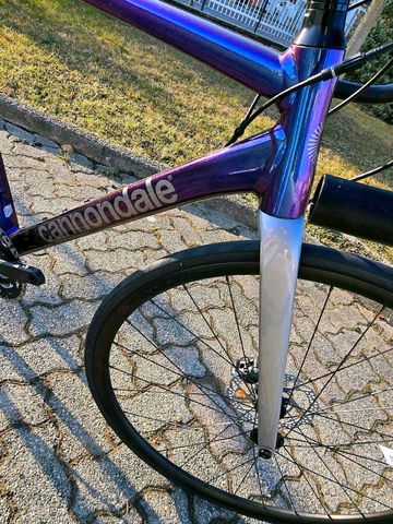 Cannondale CAAD13 Disc Tiagra 2024 2024 Road & Gravel usato, Viola — immagine 7 di 12