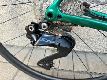 Used Specialized Aethos Comp - Shimano 105 Di2 2024 2024 Road & Gravel, Green — image 11 of 13