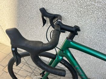 Used Specialized Aethos Comp - Shimano 105 Di2 2024 2024 Road & Gravel, Green — image 2 of 13