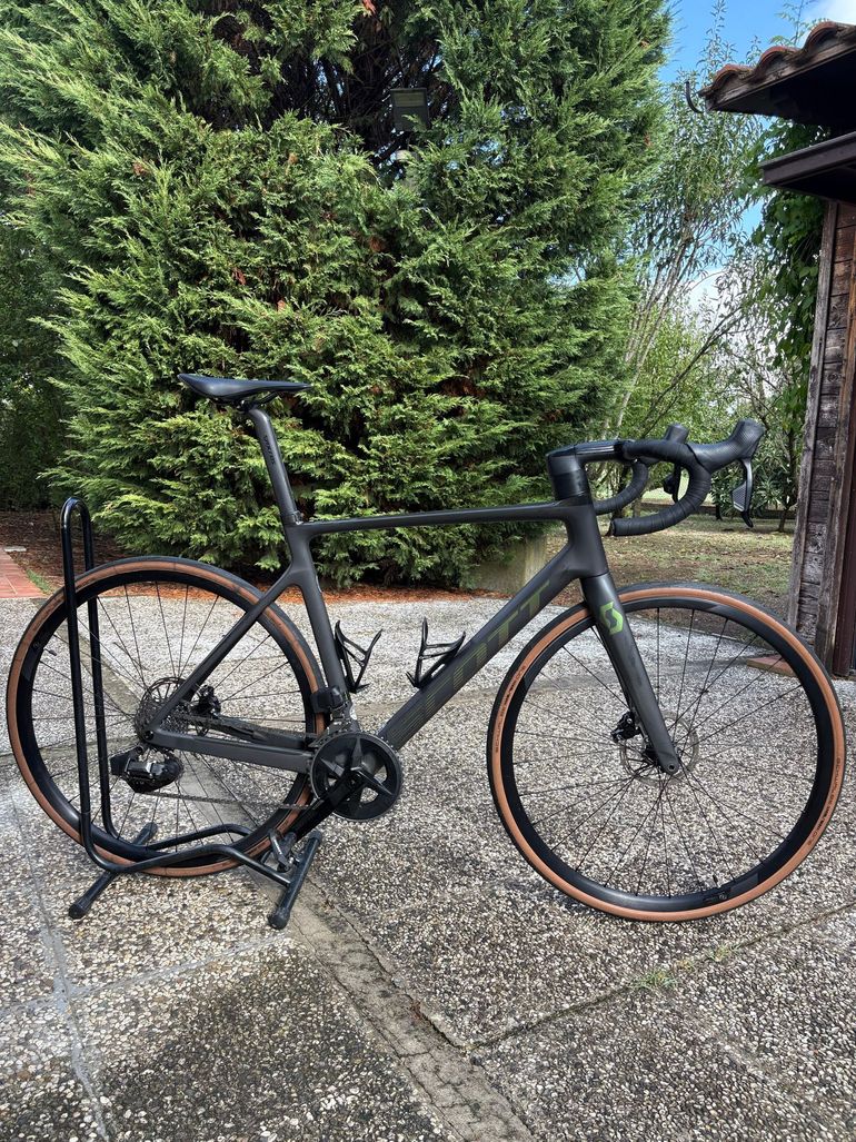Scott Addict RC 30 2025