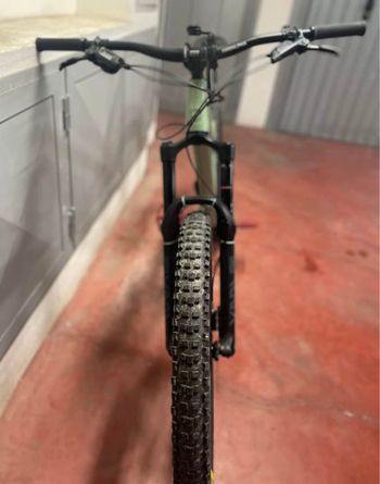 Used Commencal META HT AM RIDE 2022 2022 Mountainbike, Green, 29, 27.5 — image 5 of 11