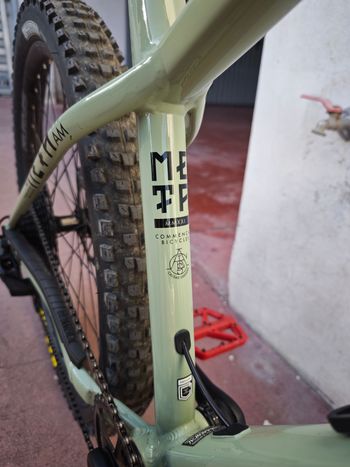 Used Commencal META HT AM RIDE 2022 2022 Mountainbike, Green, 29, 27.5 — image 11 of 11