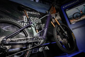 Tweedehands Orbea WILD H10 2025 2025 Mountainbike — afbeelding 7 van 7