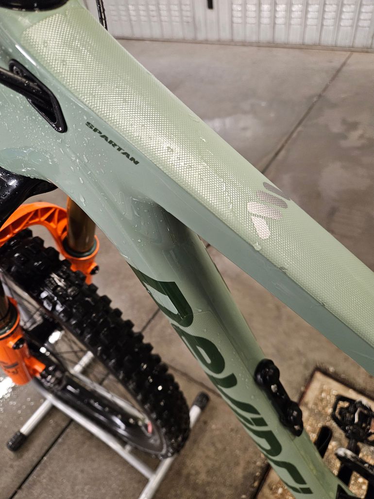 Used Devinci Spartan Carbon XT 12S 2021 2021 Mountainbike, Green, 29 — image 6 of 8