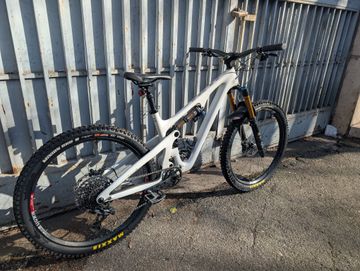 Yeti SB140 27.5 C2 2022 2022 Mountainbike d'occasion — image 4 sur 6