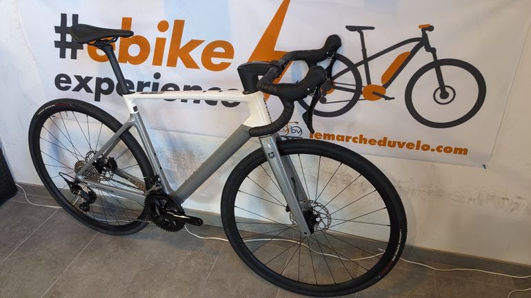 Used Focus PARALANE 8.7 2024 2024 Road & Gravel, White — image 2 of 3
