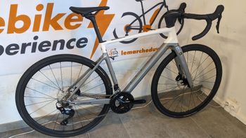 Used Focus PARALANE 8.7 2024 2024 Road & Gravel, White — image 3 of 3