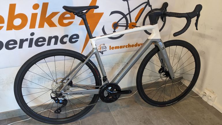 Used Focus PARALANE 8.7 2024 2024 Road & Gravel, White — image 3 of 3