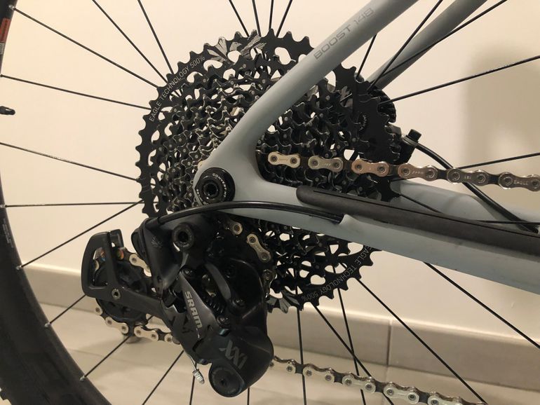 Used Trek Procaliber SL 2021 Mountainbike, Light Gray, 29 — image 3 of 5