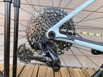 Used Trek Procaliber SL 2021 Mountainbike, Light Gray, 29 — image 3 of 6
