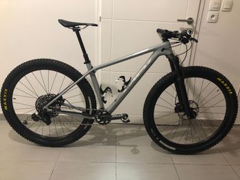 Used Trek Procaliber SL 2021 Mountainbike, Light Gray, 29 — image 1 of 5
