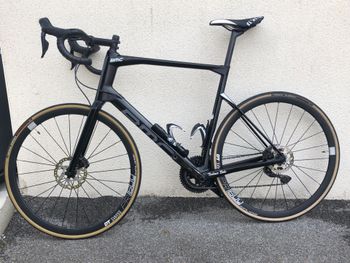 Used BMC Roadmachine FIVE 2023 2023 Road & Gravel, Black — image 7 of 7