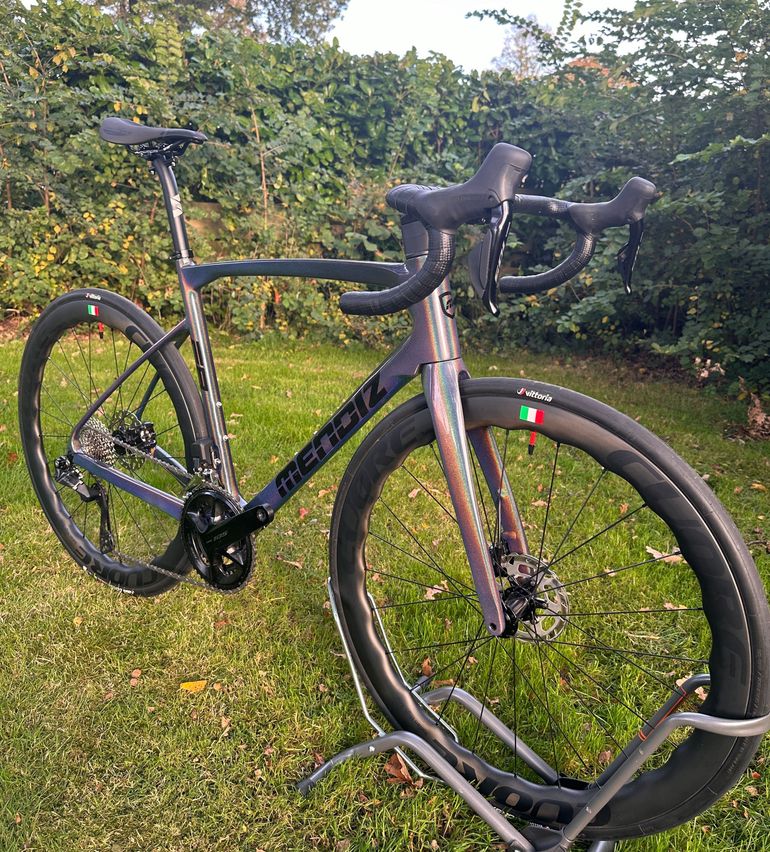 Used Mendiz F8 2024 Road & Gravel, White — image 2 of 7