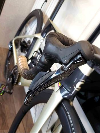 Used Cannondale SystemSix Hi-MOD Dura-Ace Di2 2020 2020 Road & Gravel, Green — image 3 of 10