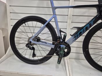 Giant Propel Advanced SL 0 2024 2024 Road & Gravel usato, Nero — immagine 4 di 7