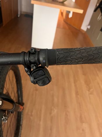 Used Propain EKANO 2 AL Goldrush 2024 2024 Mountainbike, Light Gray, 29, 27.5 — image 4 of 10