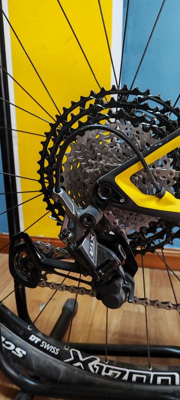 Used Canyon Exceed CF SL 6.0 Pro Race 2017 Mountainbike, Black — image 3 of 5