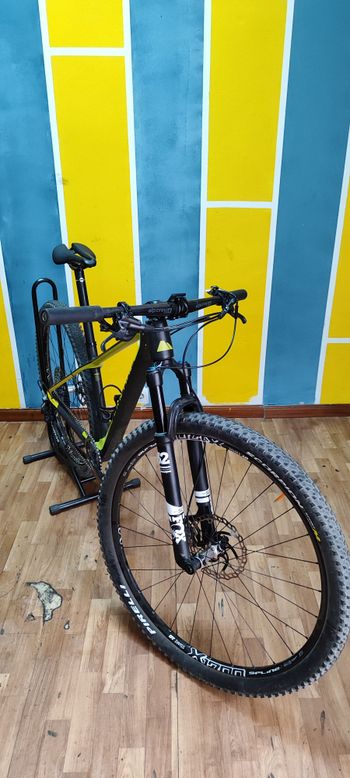 Canyon Exceed CF SL 6.0 Pro Race 2017 Mountainbike de segunda mano, Negro — imagen 2 de 5